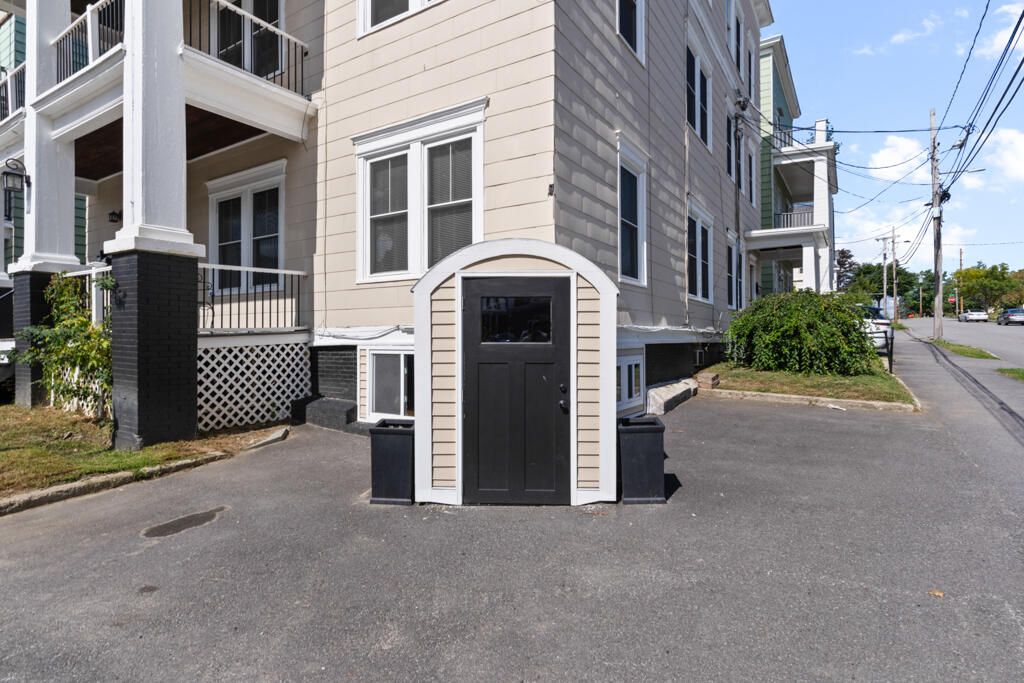 128 Pine Street, Lewiston, ME 04240 — photo 4