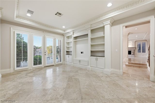 7980 Castle Pines Avenue, Las Vegas, NV 89113