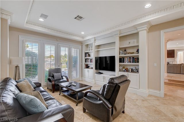 7980 Castle Pines Avenue, Las Vegas, NV 89113