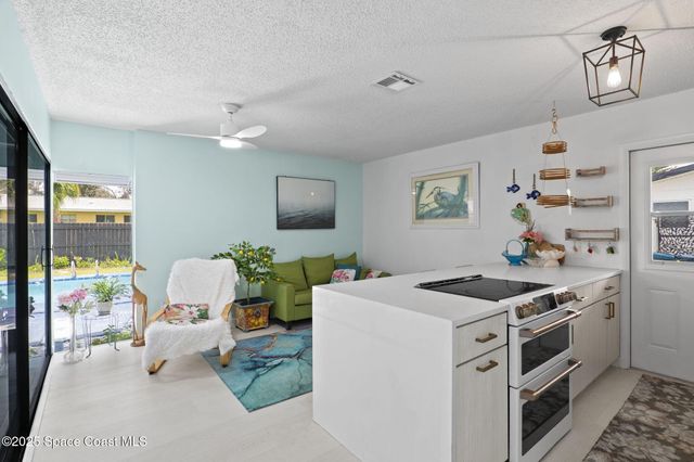 761 Burman Lane NE, Palm Bay, FL 32905