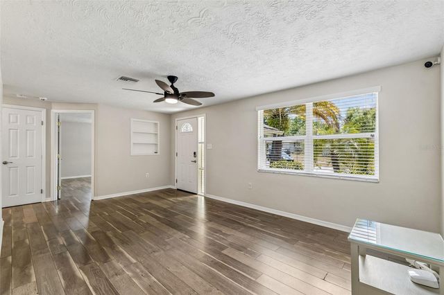 6201 SILVER DRIVE, New Port Richey, FL 34653