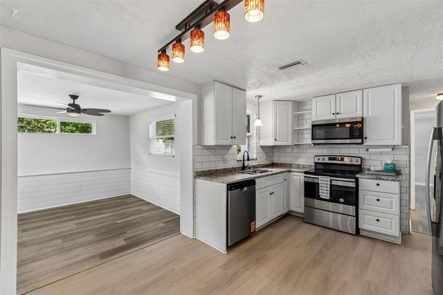 6201 SILVER DRIVE, New Port Richey, FL 34653