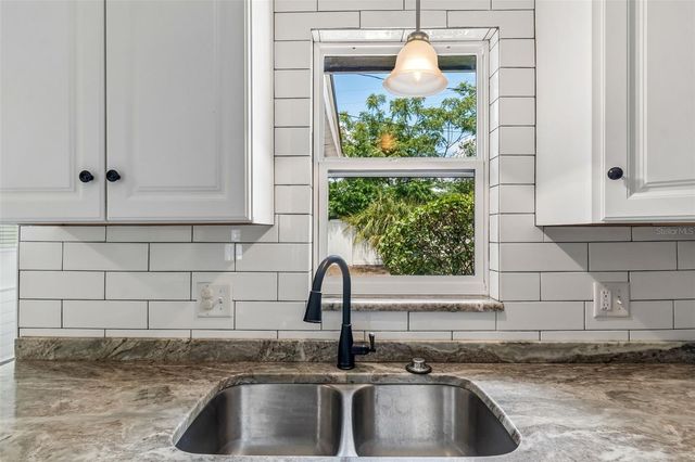 6201 SILVER DRIVE, New Port Richey, FL 34653