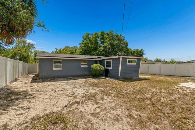 6201 SILVER DRIVE, New Port Richey, FL 34653