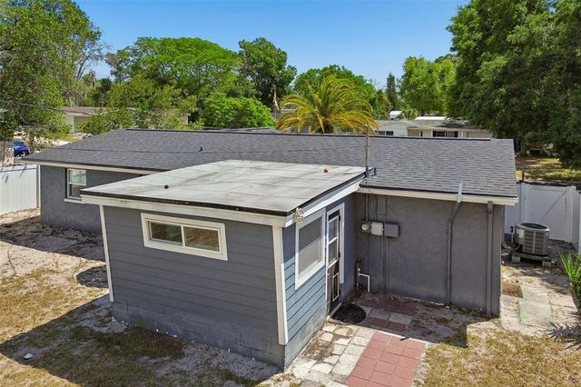 6201 SILVER DRIVE, New Port Richey, FL 34653