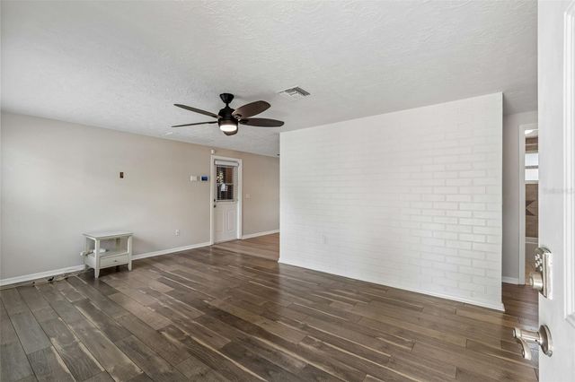 6201 SILVER DRIVE, New Port Richey, FL 34653