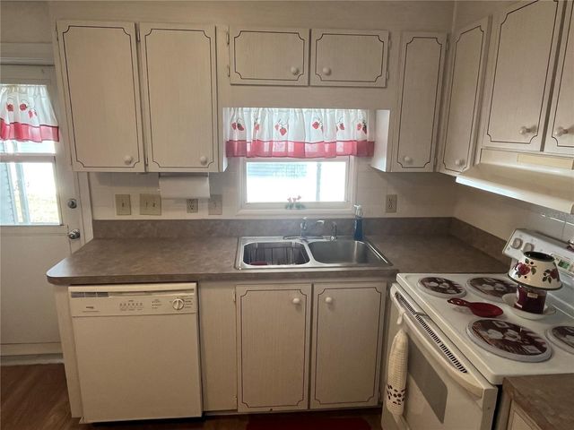 828 TRENTO, Venice, FL 34285