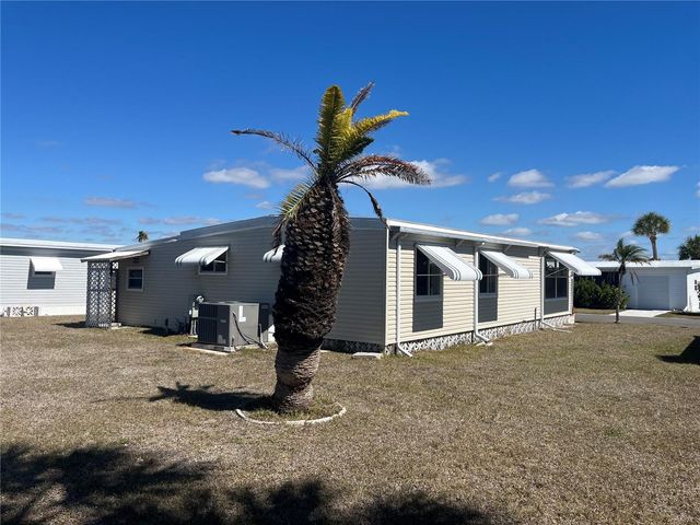 828 TRENTO, Venice, FL 34285