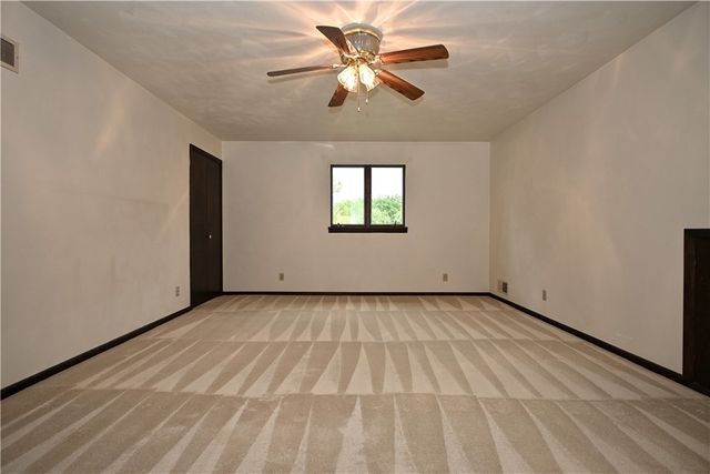 124 Dalton Ln, Hempfield Twp, PA 15625