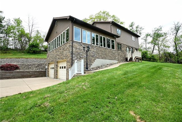 124 Dalton Ln, Hempfield Twp, PA 15625