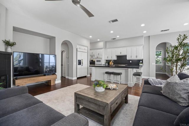 6269 Paseo Privado, Carlsbad, CA 92009