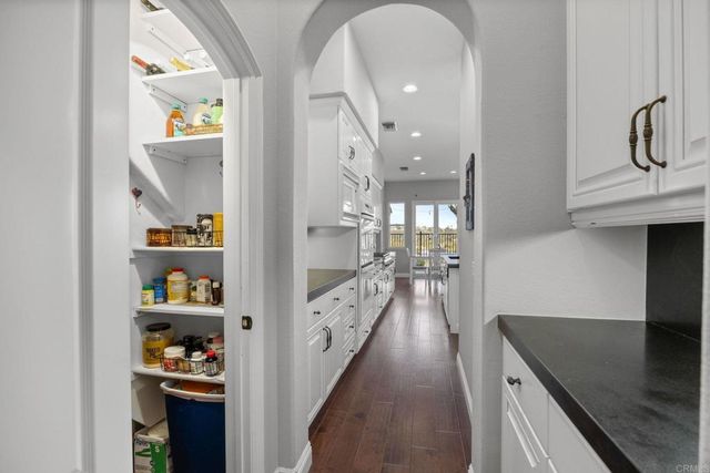 6269 Paseo Privado, Carlsbad, CA 92009
