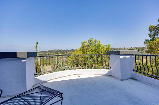 6269 Paseo Privado, Carlsbad, CA 92009