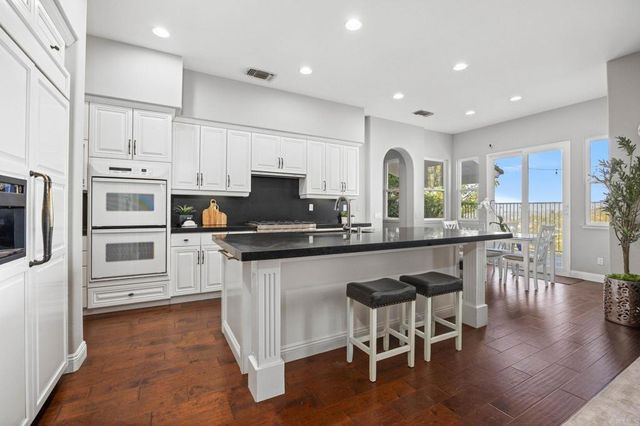 6269 Paseo Privado, Carlsbad, CA 92009