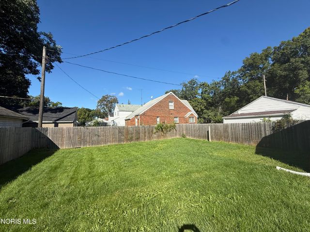 4114 S Detroit Avenue, Toledo, OH 43614