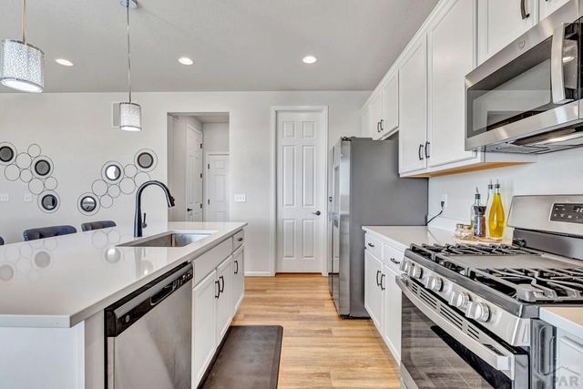3434 Bella Luna Dr, Pueblo, CO 81001
