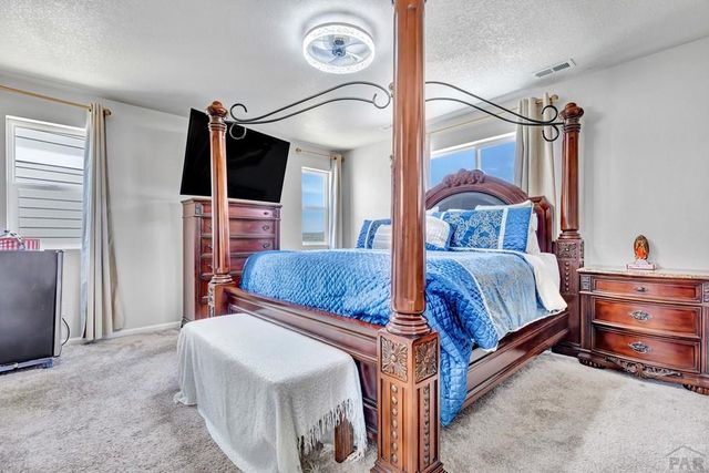 3434 Bella Luna Dr, Pueblo, CO 81001