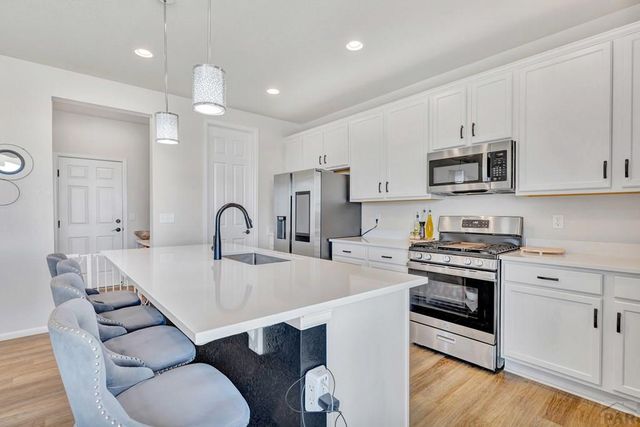 3434 Bella Luna Dr, Pueblo, CO 81001