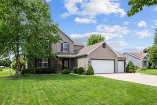 1135 Knollwood DRIVE, Grafton, WI 53024