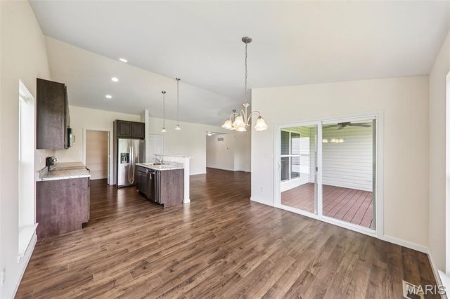 465 Timber Valley Trail, Fenton, MO 63026