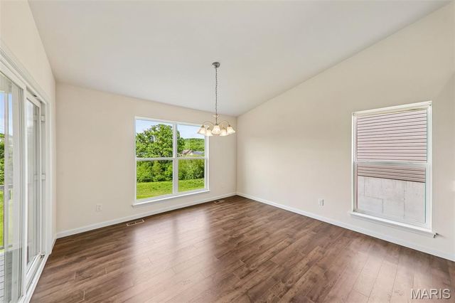 465 Timber Valley Trail, Fenton, MO 63026