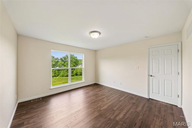 465 Timber Valley Trail, Fenton, MO 63026