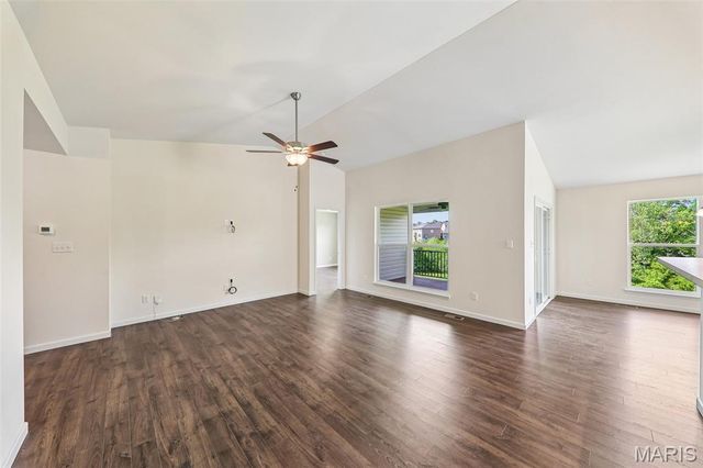 465 Timber Valley Trail, Fenton, MO 63026