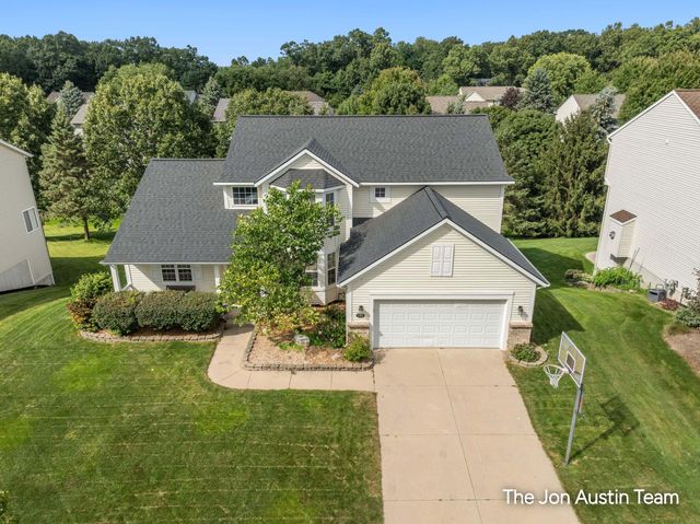 3461 Mason Ridge Drive NE, Grand Rapids, MI 49525