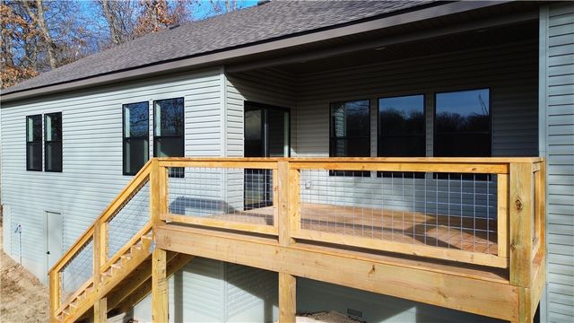 15 Kenninghall Lane, Bella Vista, AR 72715