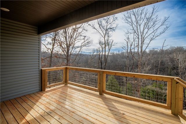 15 Kenninghall Lane, Bella Vista, AR 72715