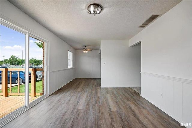 203 E Franklin Street, Bridgeport, IL 62417