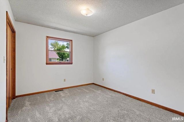 203 E Franklin Street, Bridgeport, IL 62417