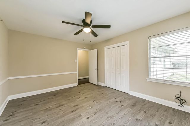 405 N Burnett Drive, Baytown, TX 77520