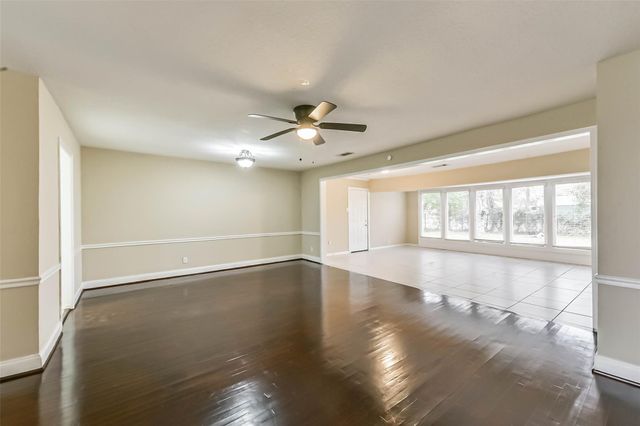 405 N Burnett Drive, Baytown, TX 77520