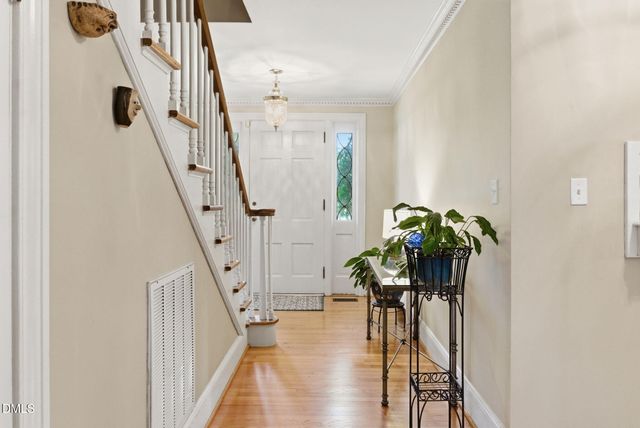 806 S 1st Street, Smithfield, NC 27577