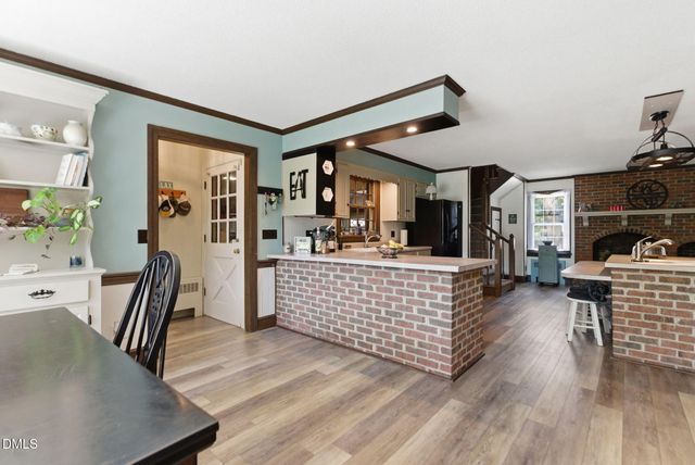 806 S 1st Street, Smithfield, NC 27577