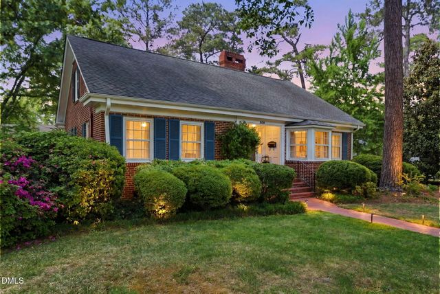 806 S 1st Street, Smithfield, NC 27577