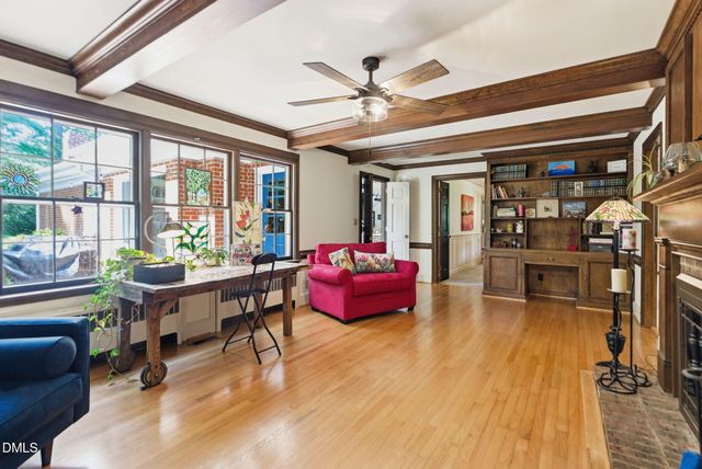 806 S 1st Street, Smithfield, NC 27577