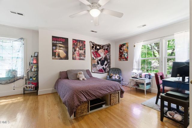 806 S 1st Street, Smithfield, NC 27577