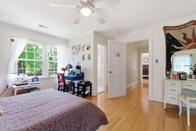 806 S 1st Street, Smithfield, NC 27577
