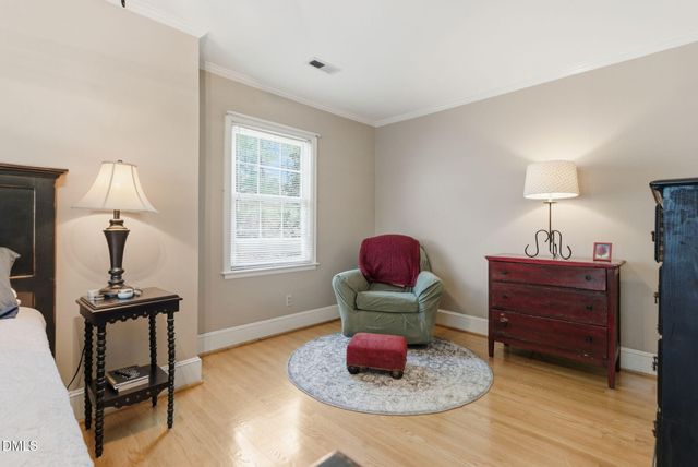 806 S 1st Street, Smithfield, NC 27577