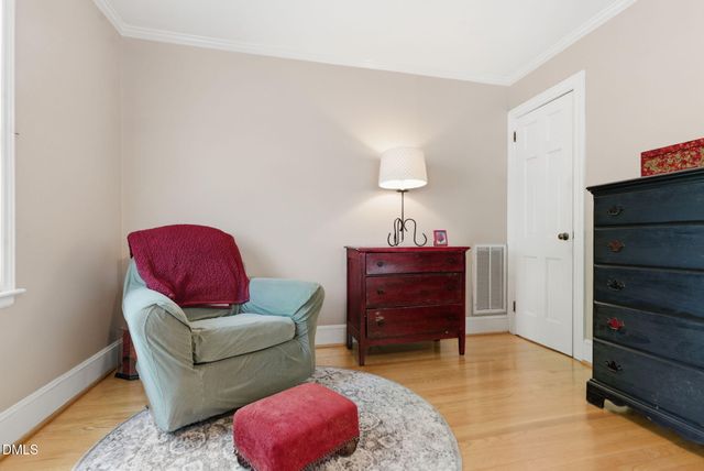 806 S 1st Street, Smithfield, NC 27577