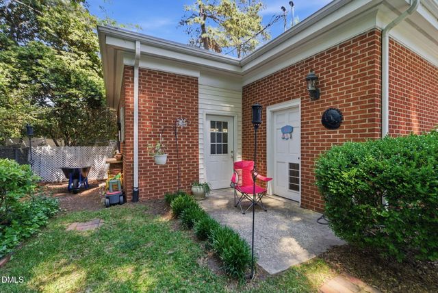 806 S 1st Street, Smithfield, NC 27577