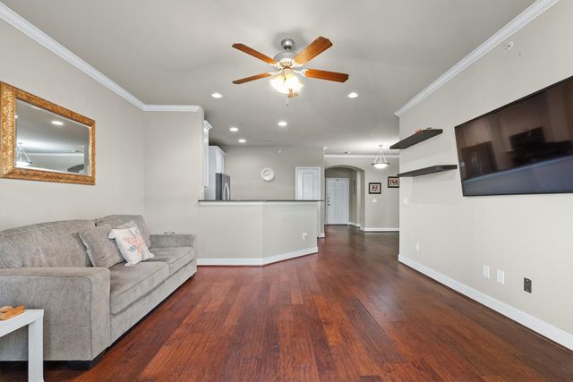 500 Waters Edge Drive 125, Lake Dallas, TX 75065