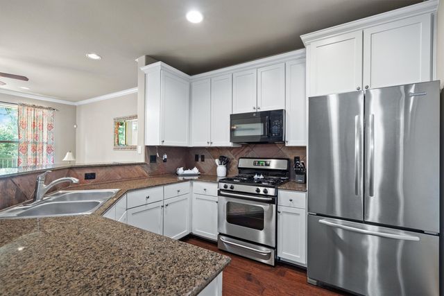 500 Waters Edge Drive 125, Lake Dallas, TX 75065