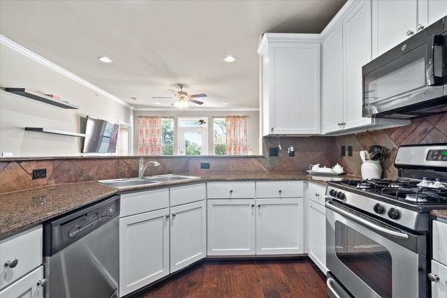500 Waters Edge Drive 125, Lake Dallas, TX 75065