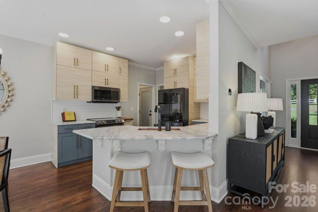 5408 Kuykendall Road, Charlotte, NC 28270