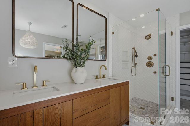 5408 Kuykendall Road, Charlotte, NC 28270