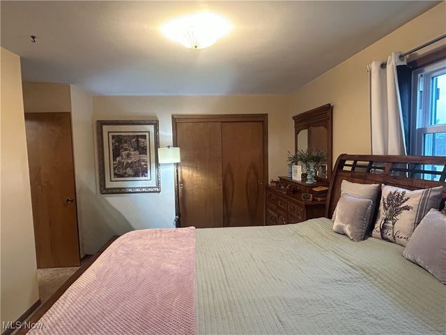 2242 S Mccoy Ridge Road, Stockport, OH 43787