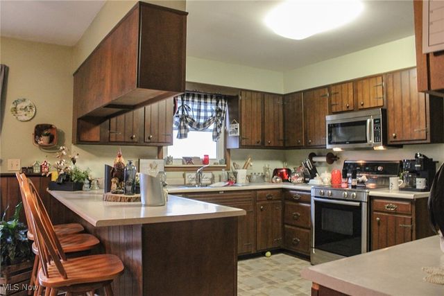 2242 S Mccoy Ridge Road, Stockport, OH 43787